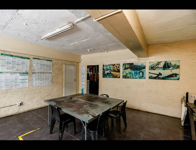 2,575M² WAREHOUSE FOR SALE IN WENTWORTH